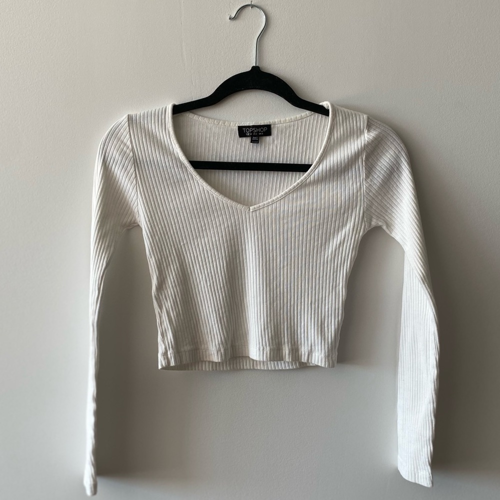 Y2K Long Sleeve V-Neck Crop Top
